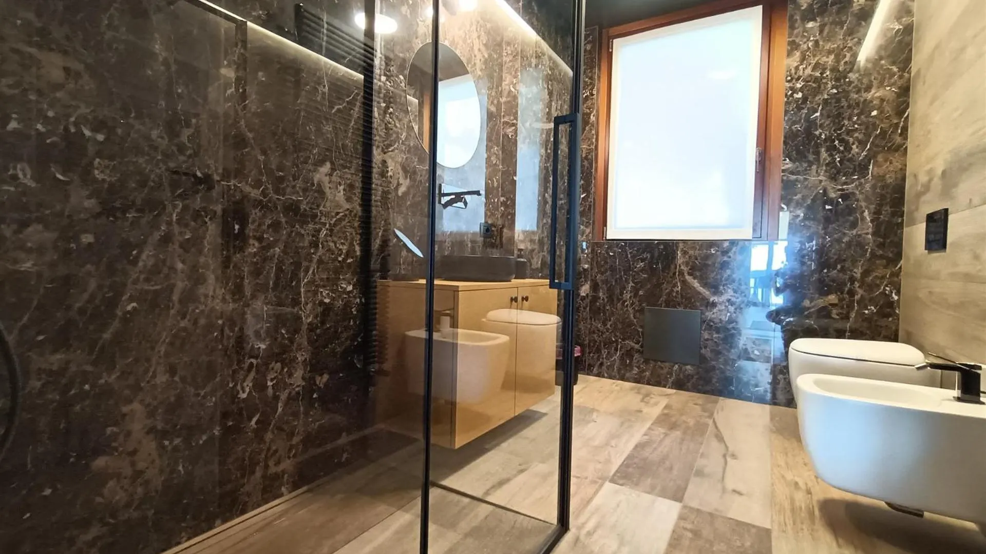 Iseolakerental - Surre Resort Sarnico 0*,